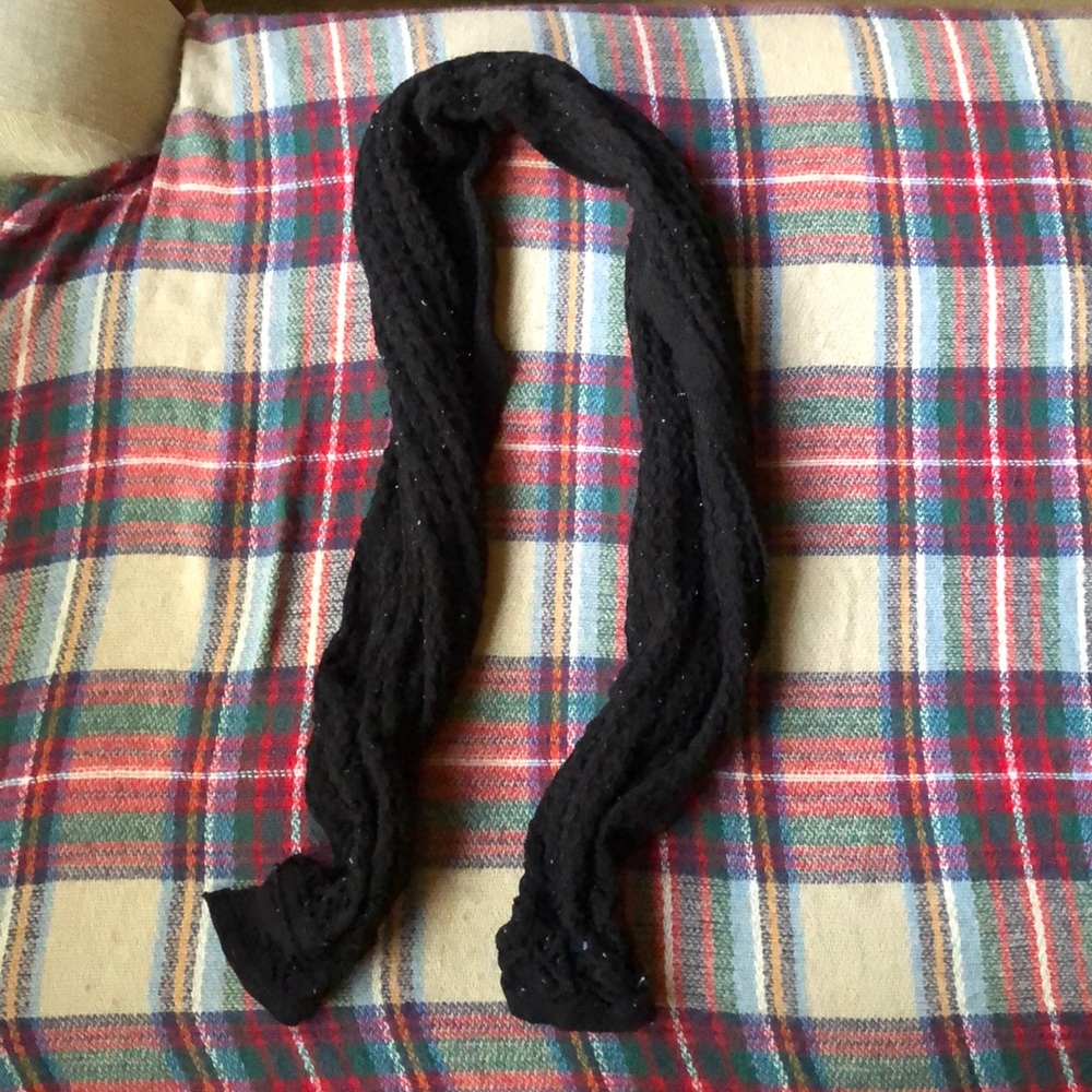 Black Scarf
